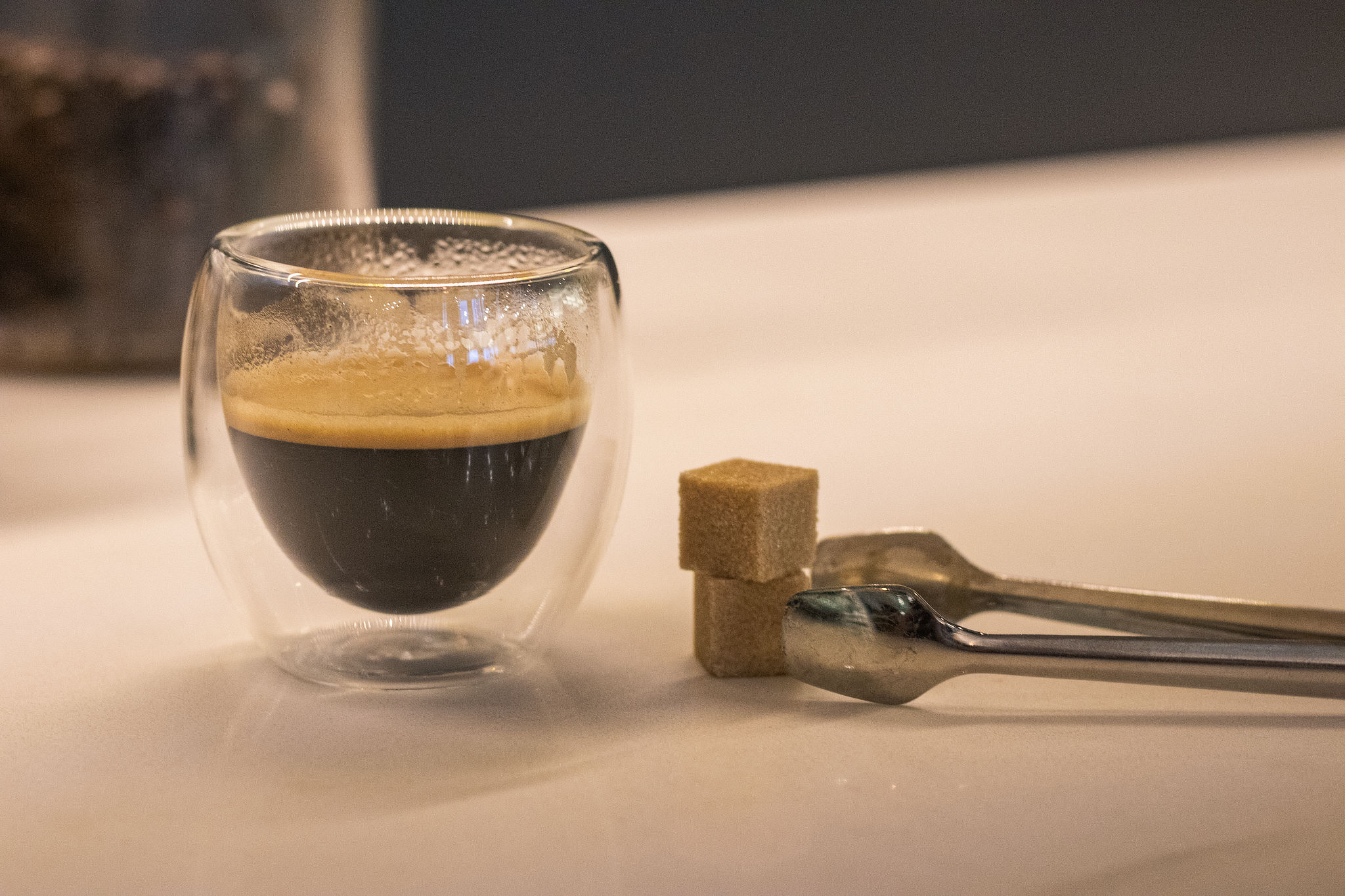 Créez les parfaits cappuccino, lattes, espresso et bien plus.